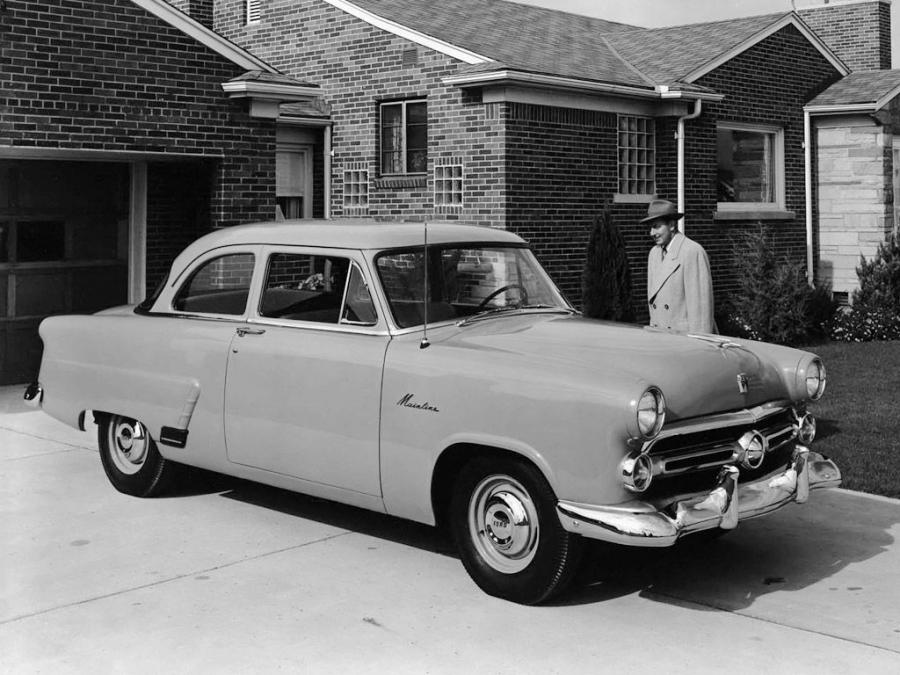  Ford Mainline 2-Door Sedan 1952 года  (фото 2 из 2)